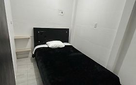 Habitación cerca al aeropuerto